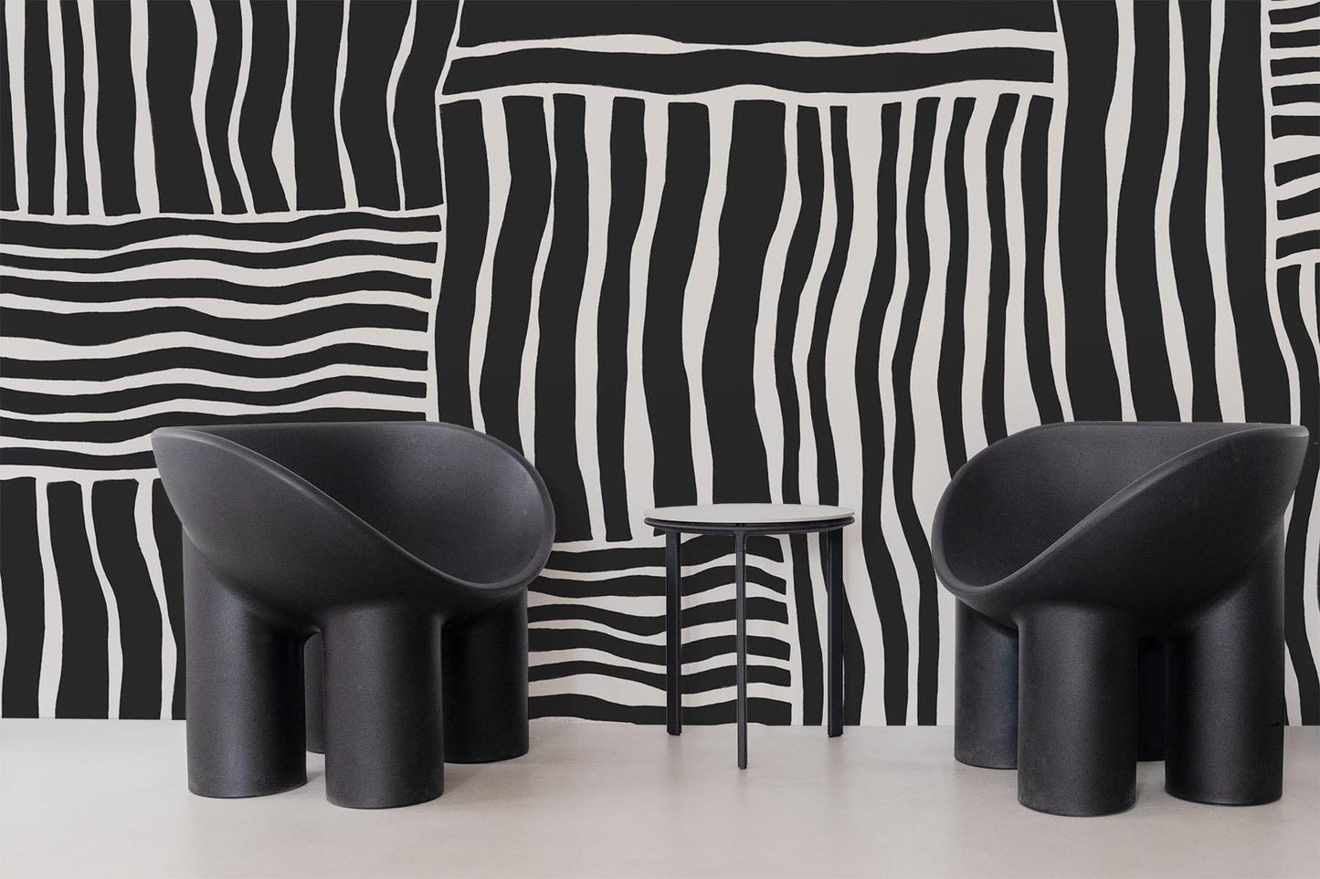Linear Contrast Black