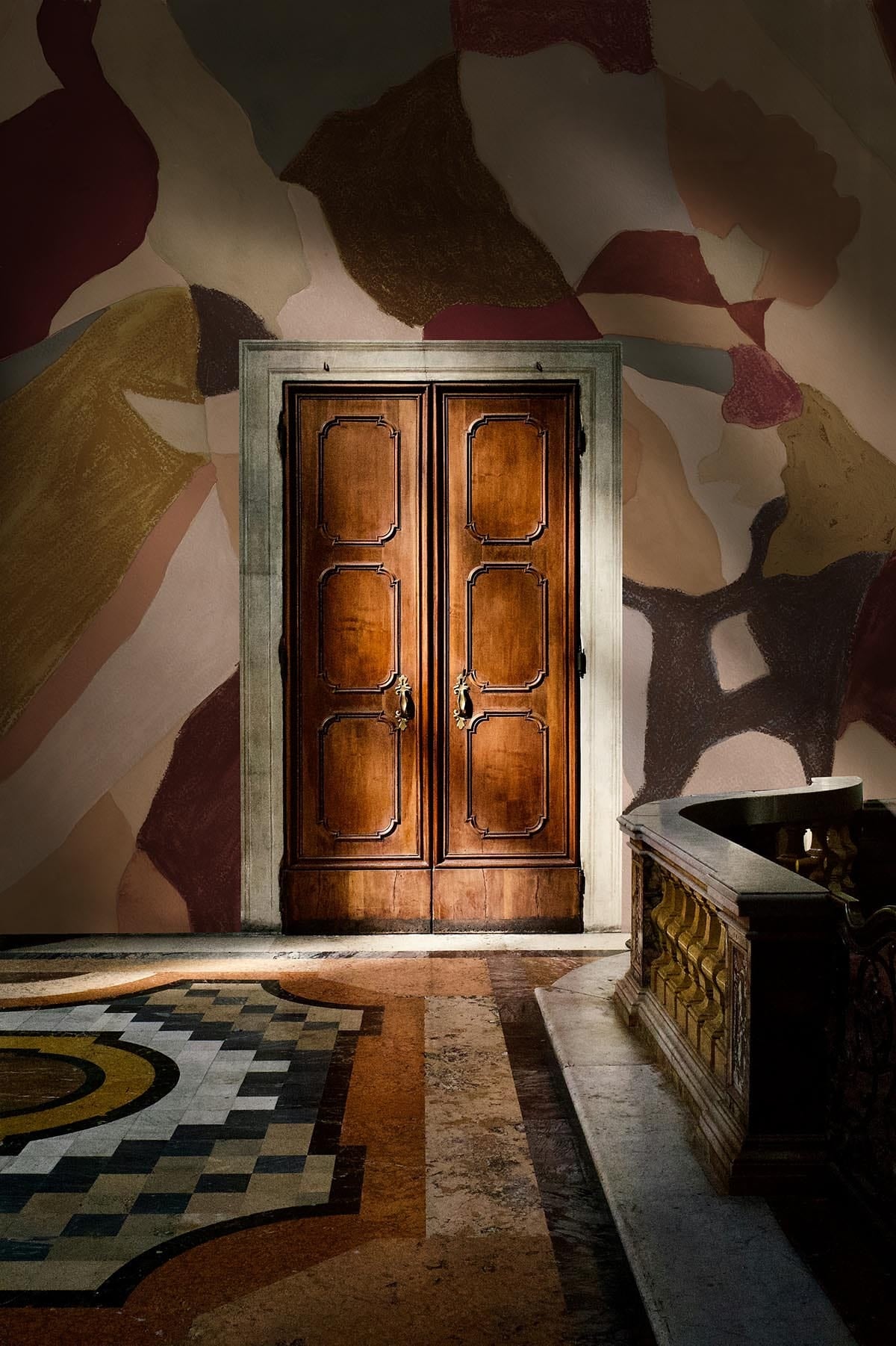  Fresco Silhouette Rust Red