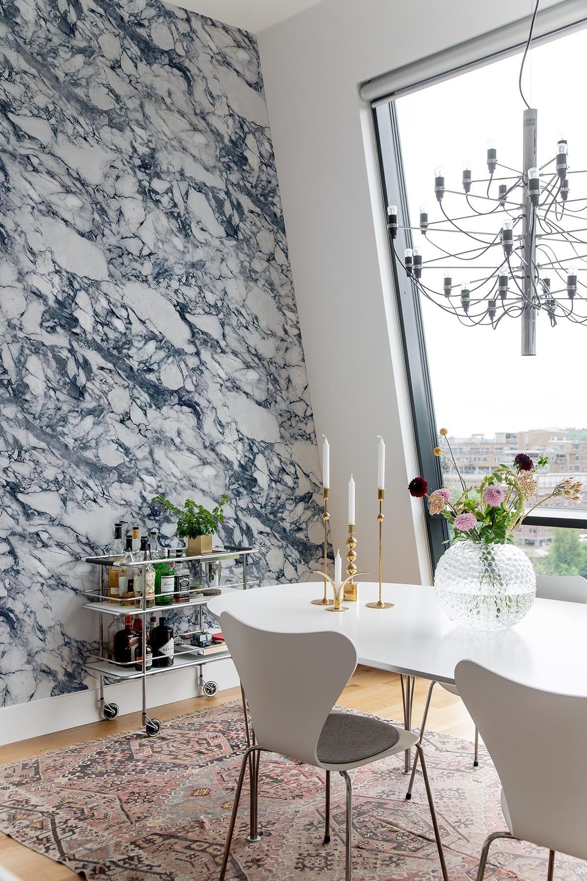  Calacatta Marble Dark Blue