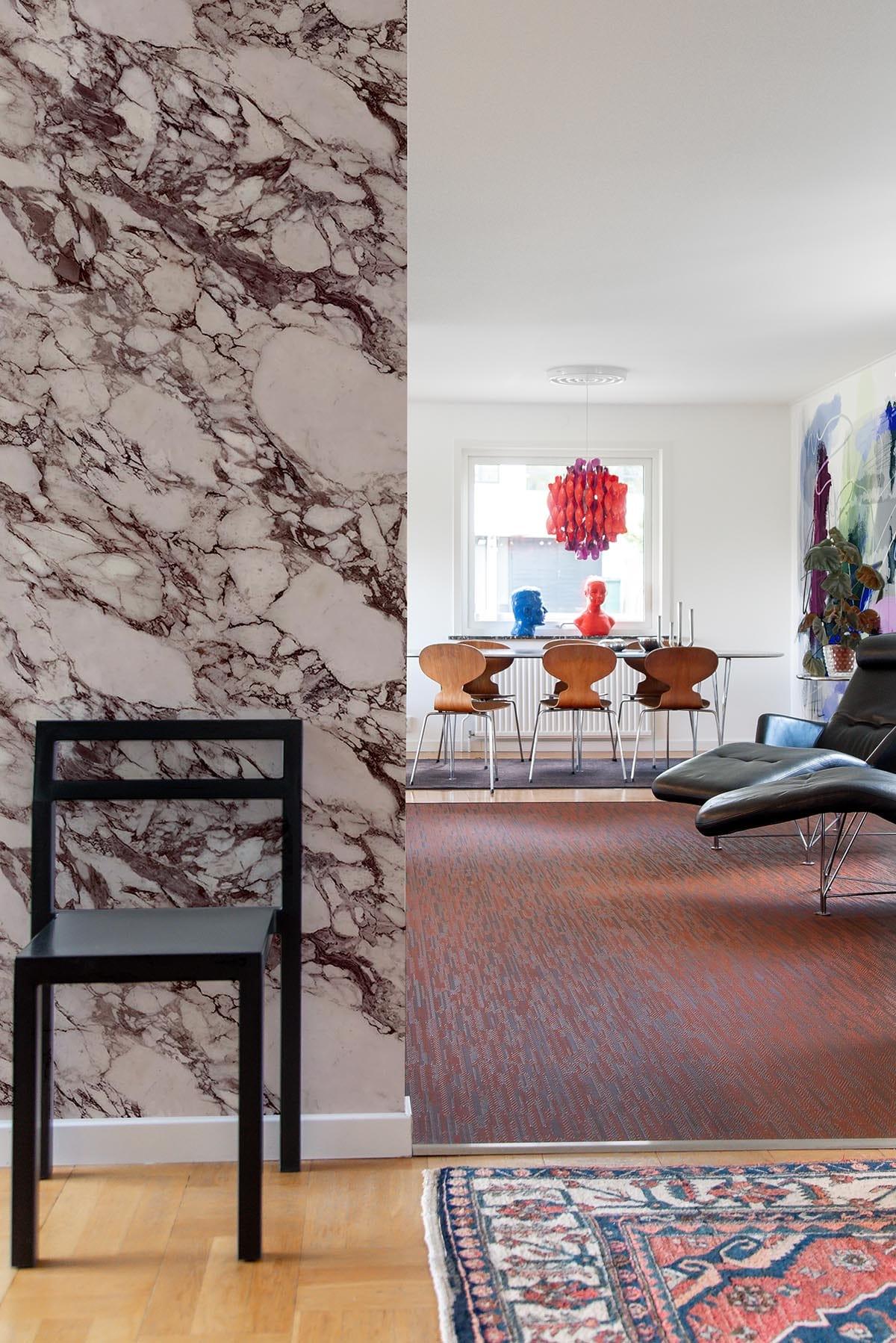  Calacatta Marble Burgundy