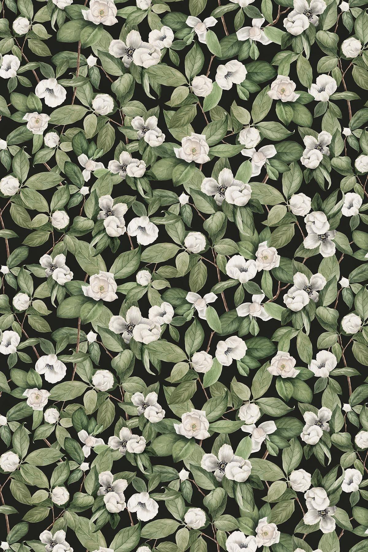  Magnolia Flower Small Black