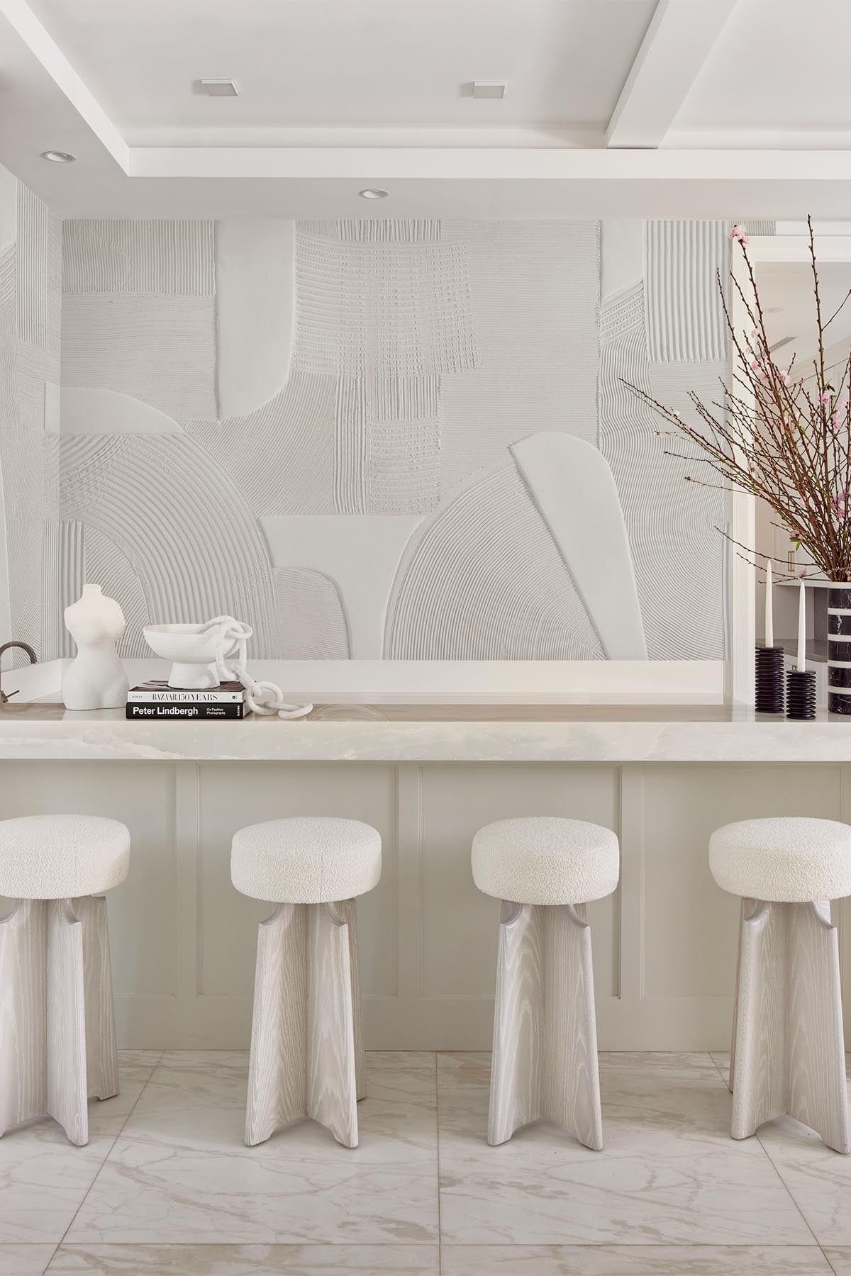  Geometric Clay White
