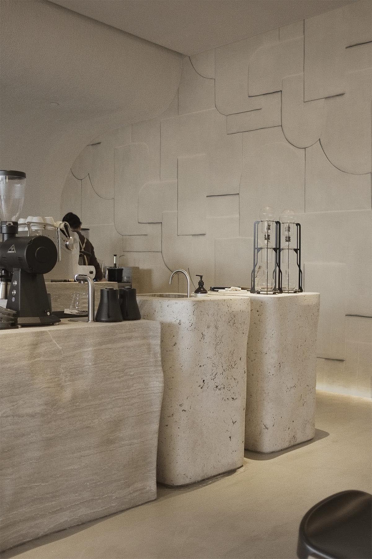  Clay Shapes Pale Beige