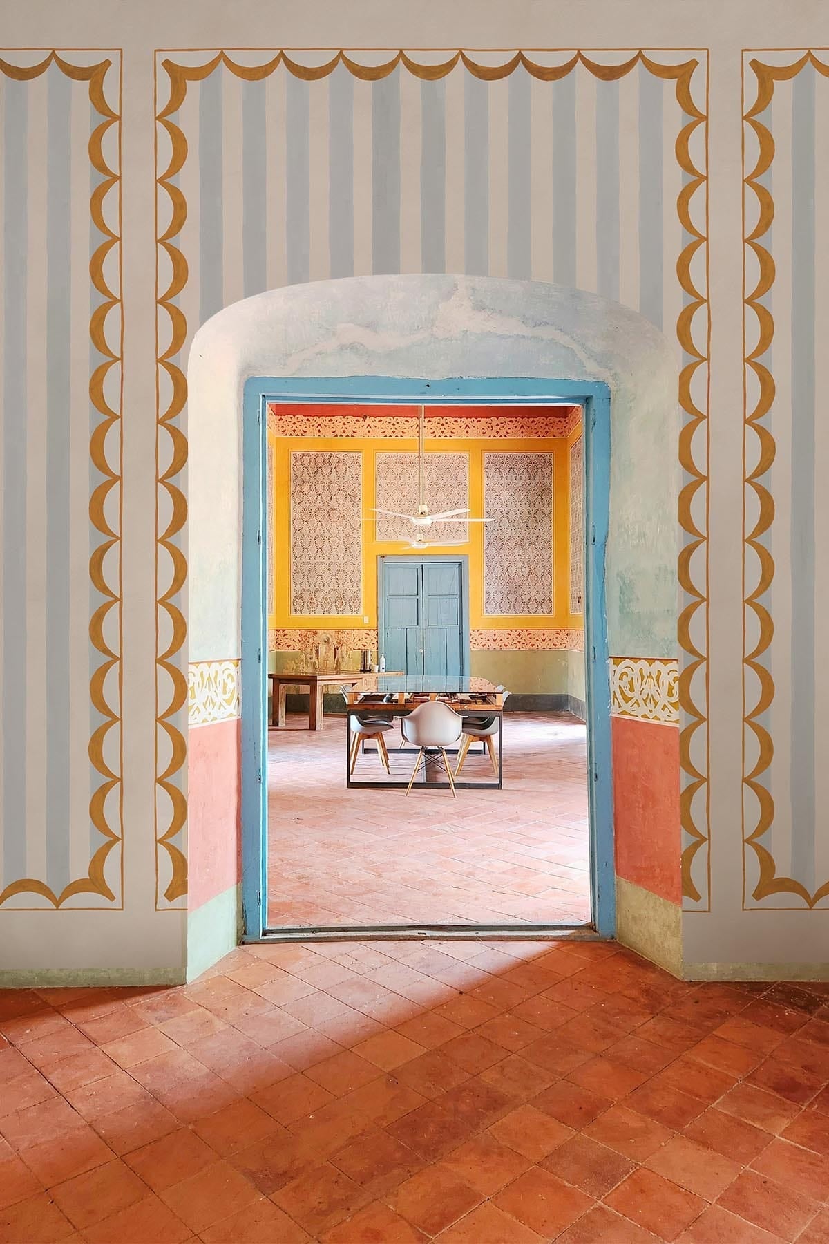  Scallop Panel Light Blue/Ochre
