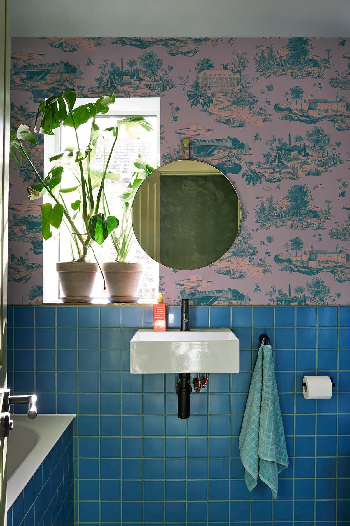  The Oslo Toile Lavender