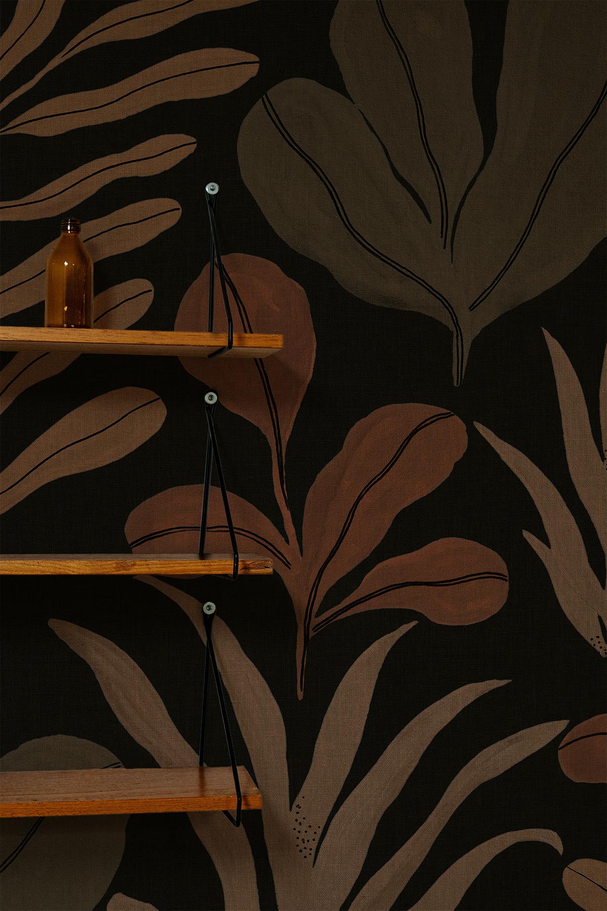  Wild Foliage Black