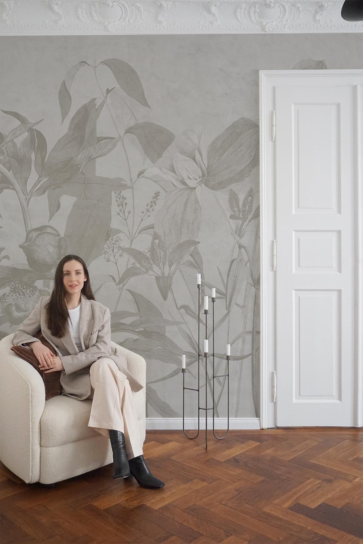  Luxe Botanical Mural Pale Beige