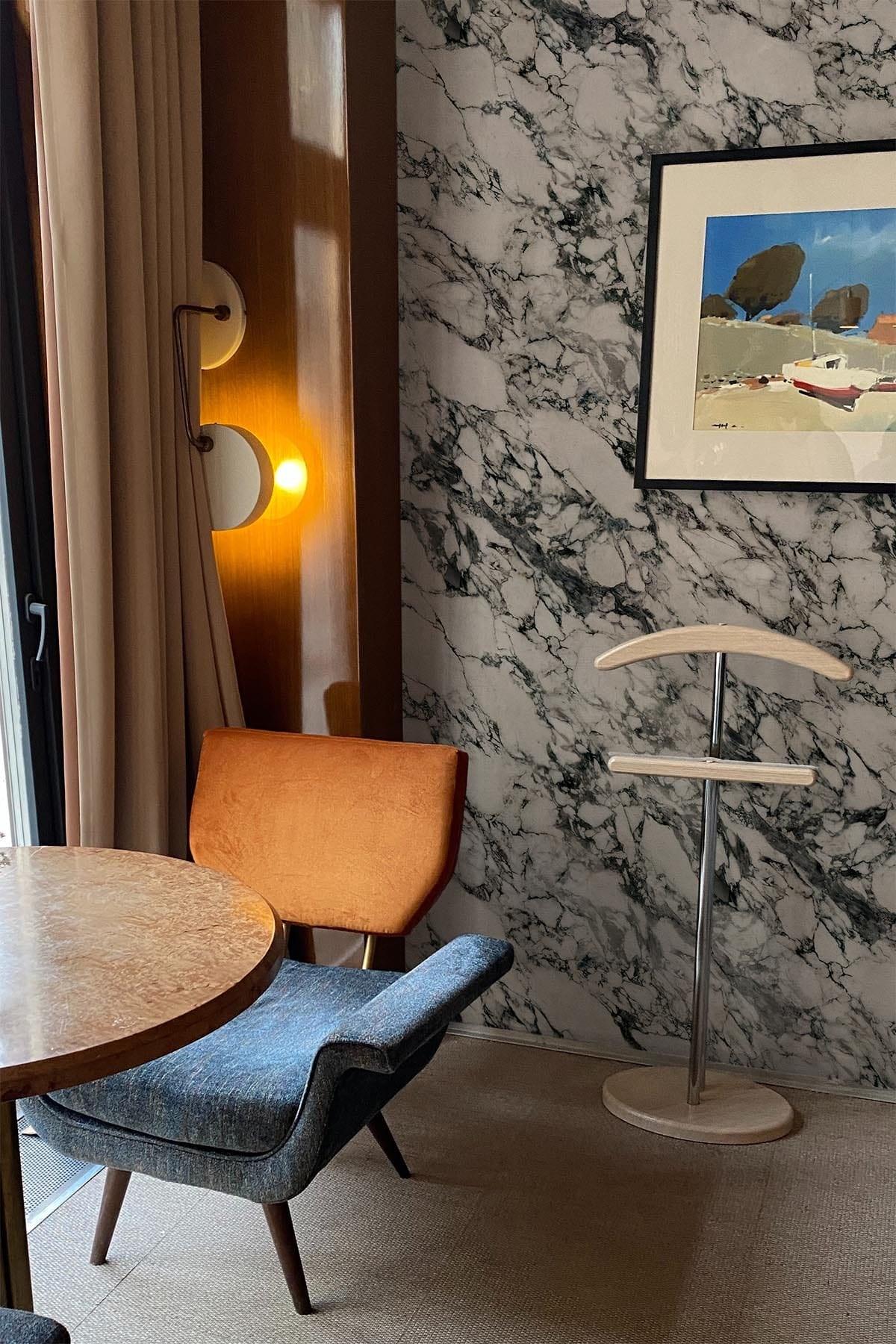  Calacatta Marble Black