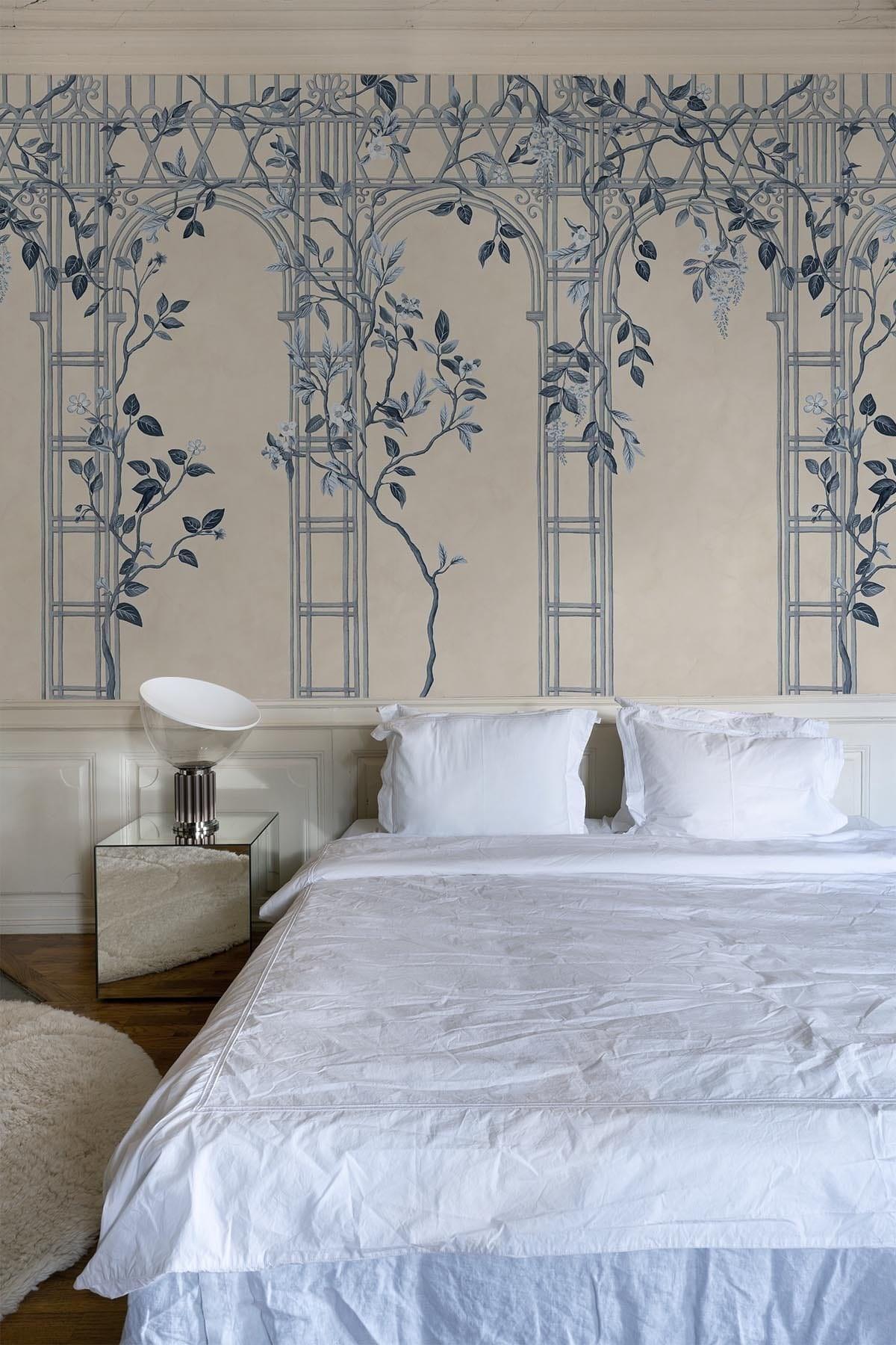  Chinoiserie Arches Blue