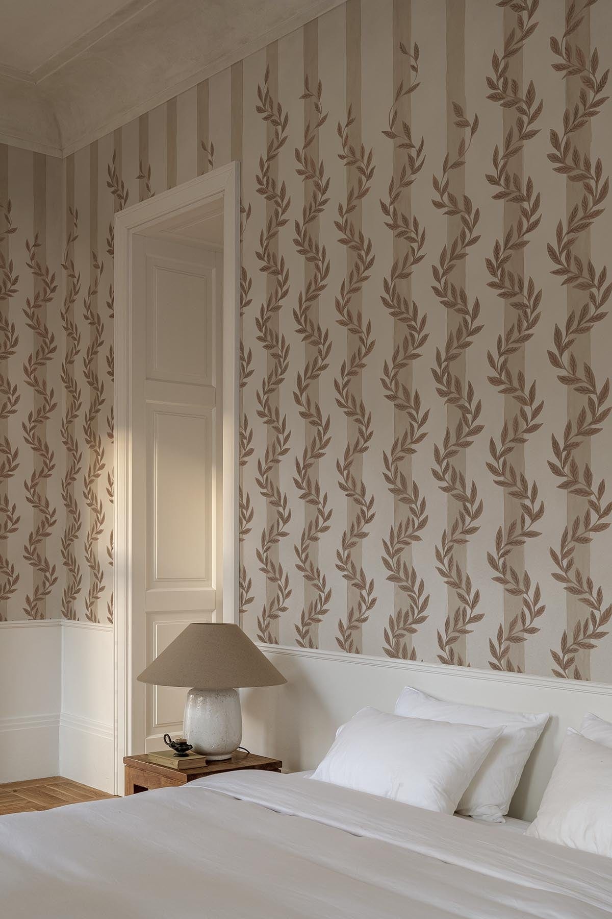  Botanical Stripe Beige