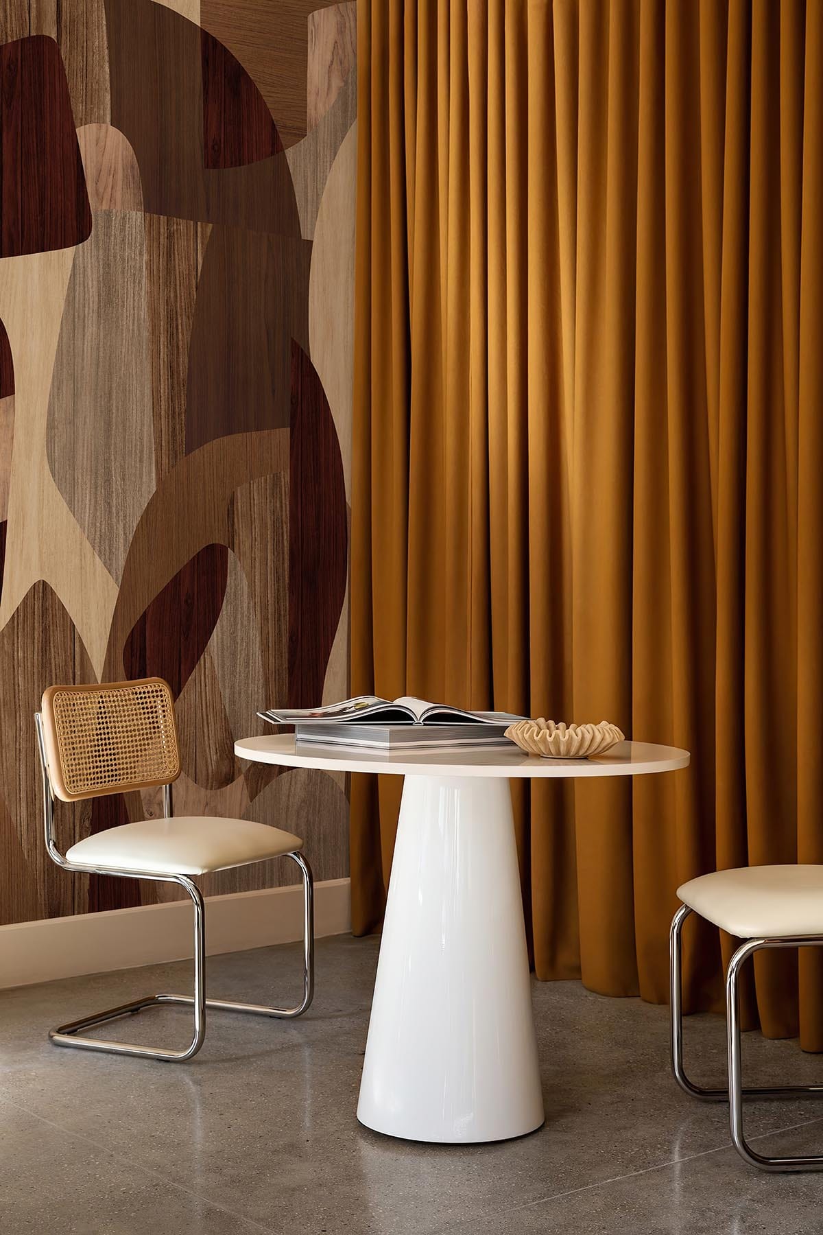  Wood Intarsia Brown