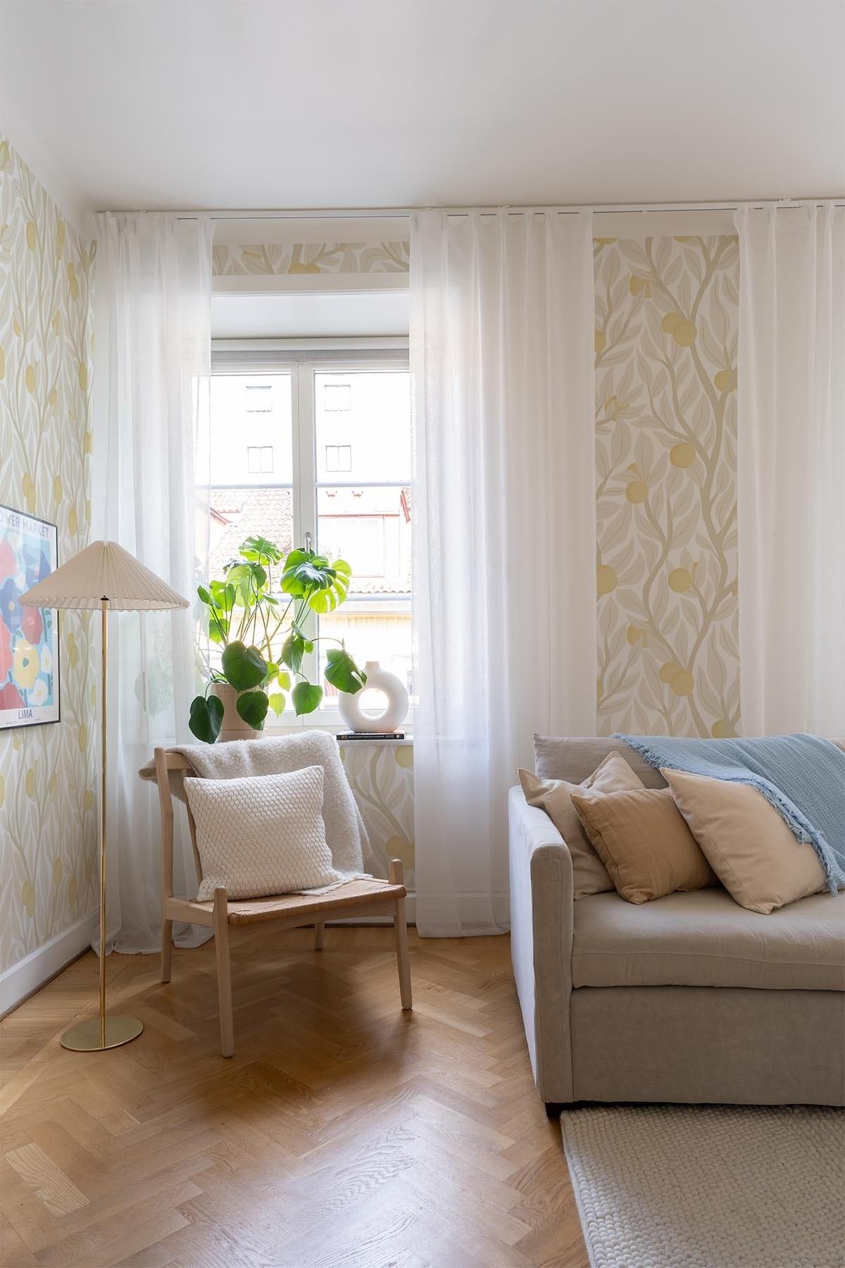  Citrus Tree Pale Yellow